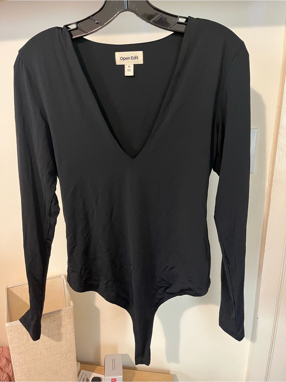 Women's Black Long-Sleeve V-Neck Bodysuit